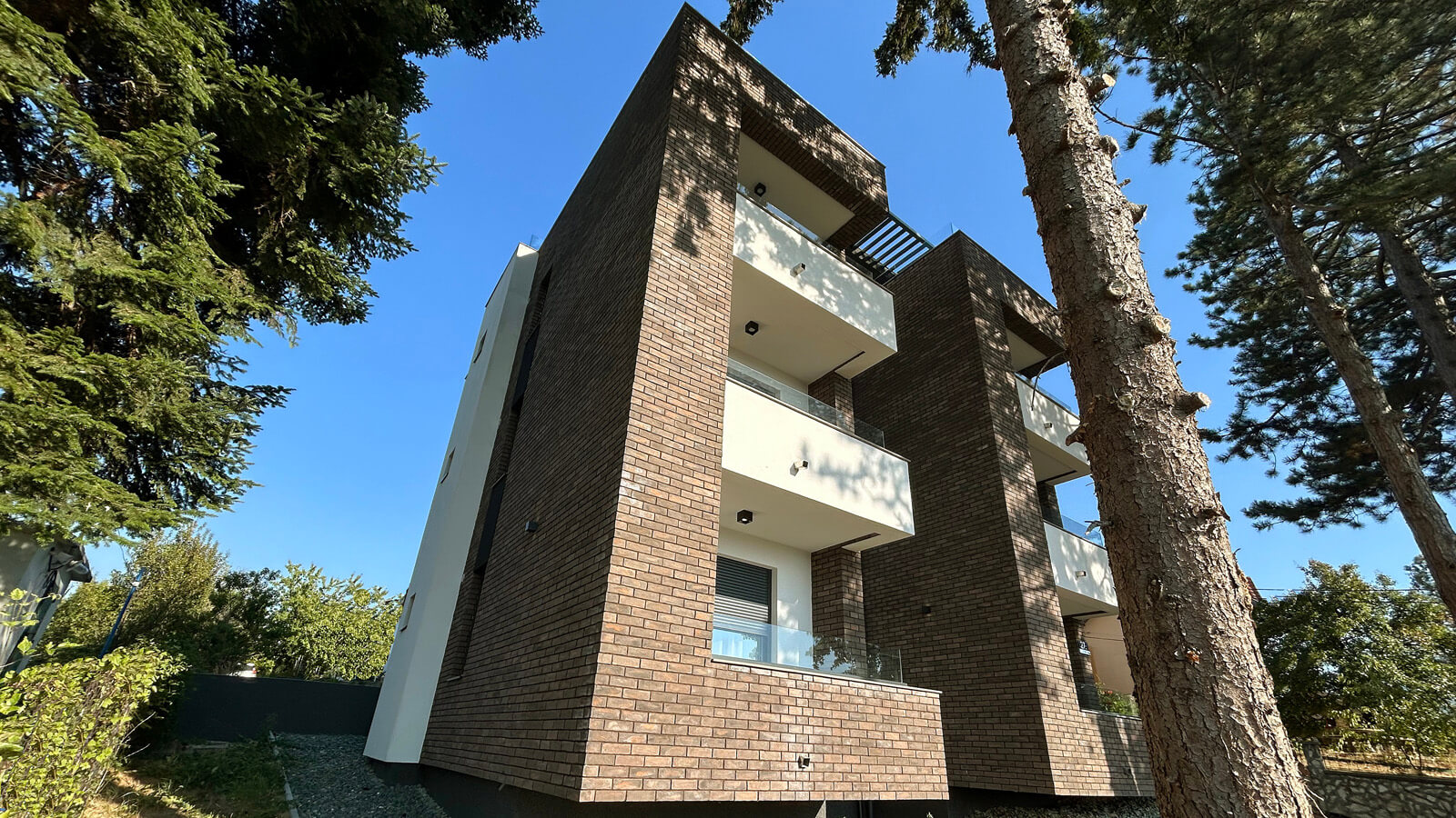 RESIDENTIAL BUILDING “PANORAMA”